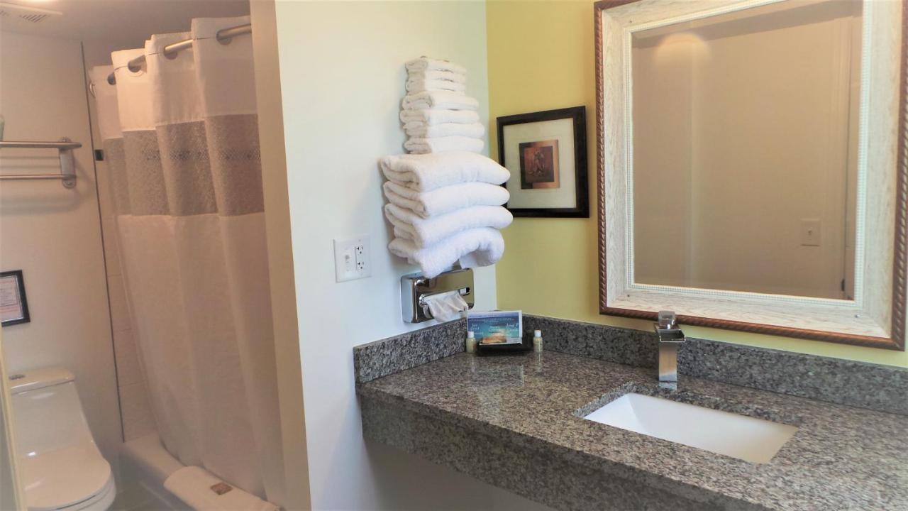 Island House Resort Hotel St. Pete Beach Bagian luar foto