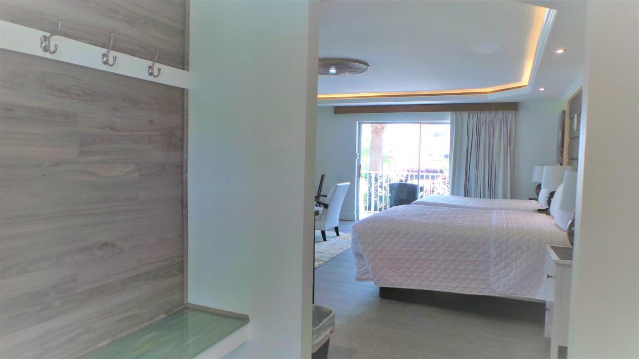 Island House Resort Hotel St. Pete Beach Bagian luar foto