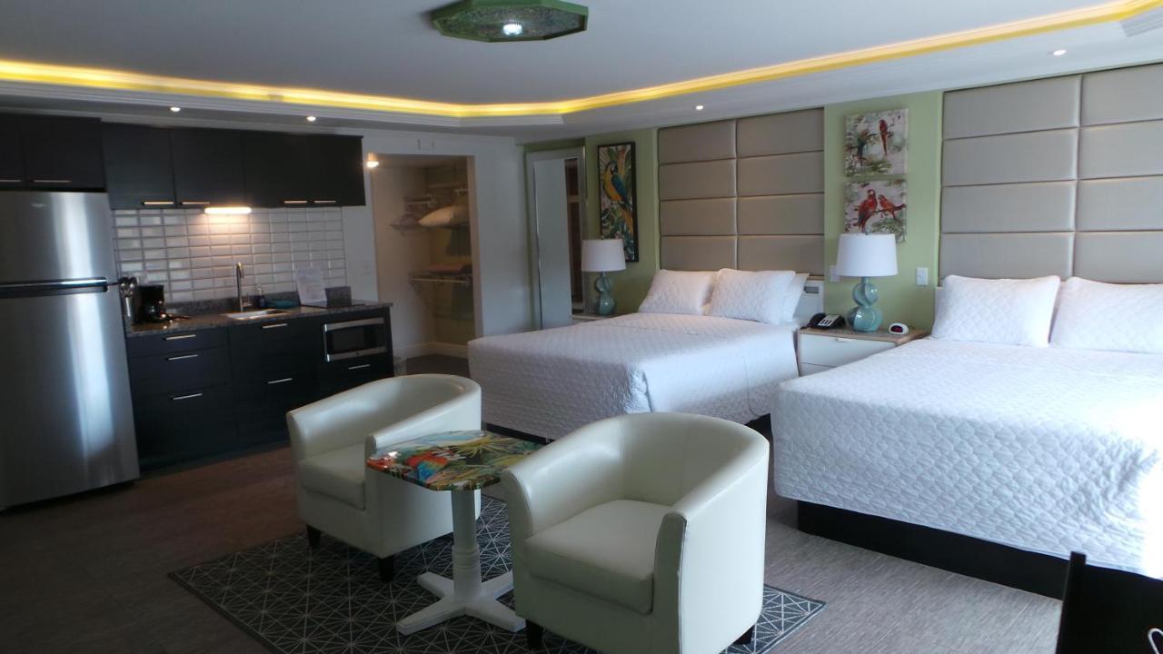 Island House Resort Hotel St. Pete Beach Bagian luar foto