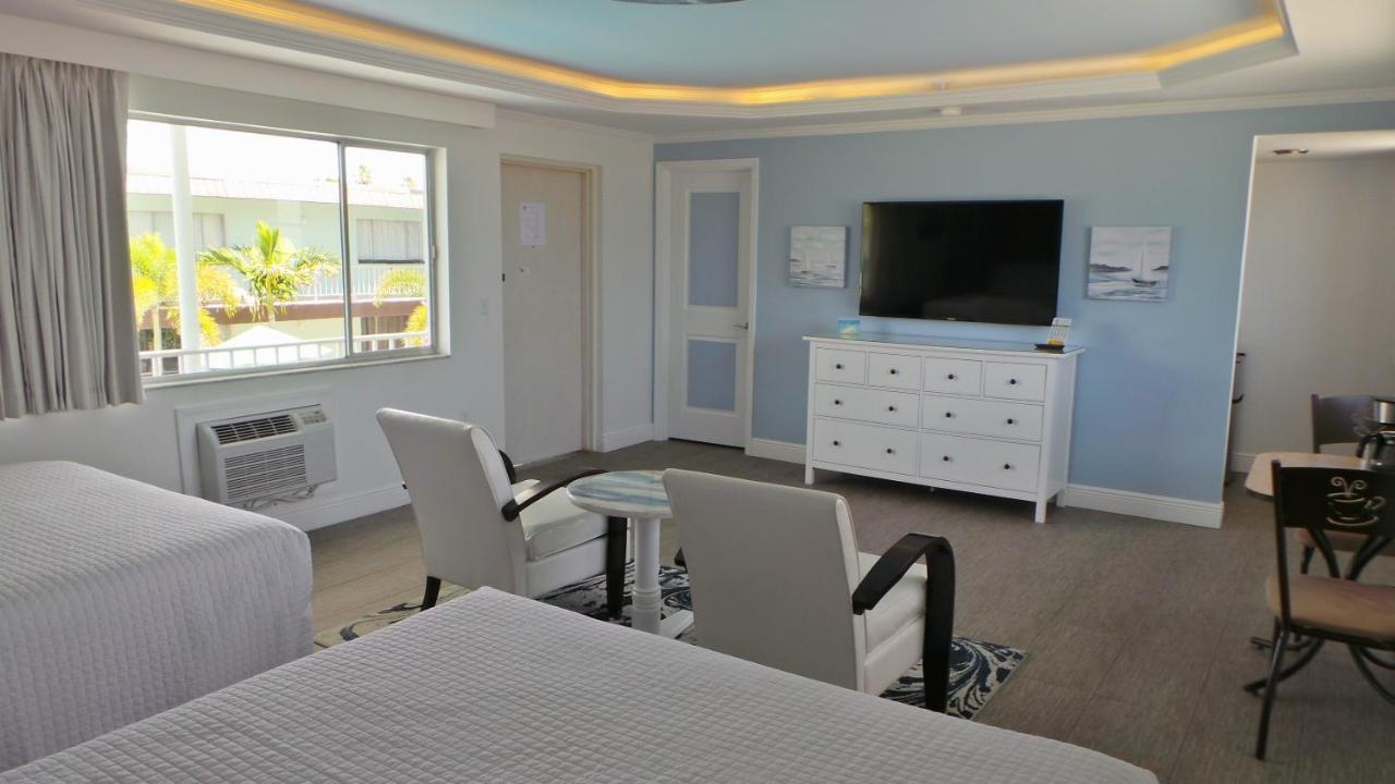 Island House Resort Hotel St. Pete Beach Bagian luar foto