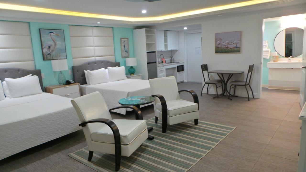 Island House Resort Hotel St. Pete Beach Bagian luar foto