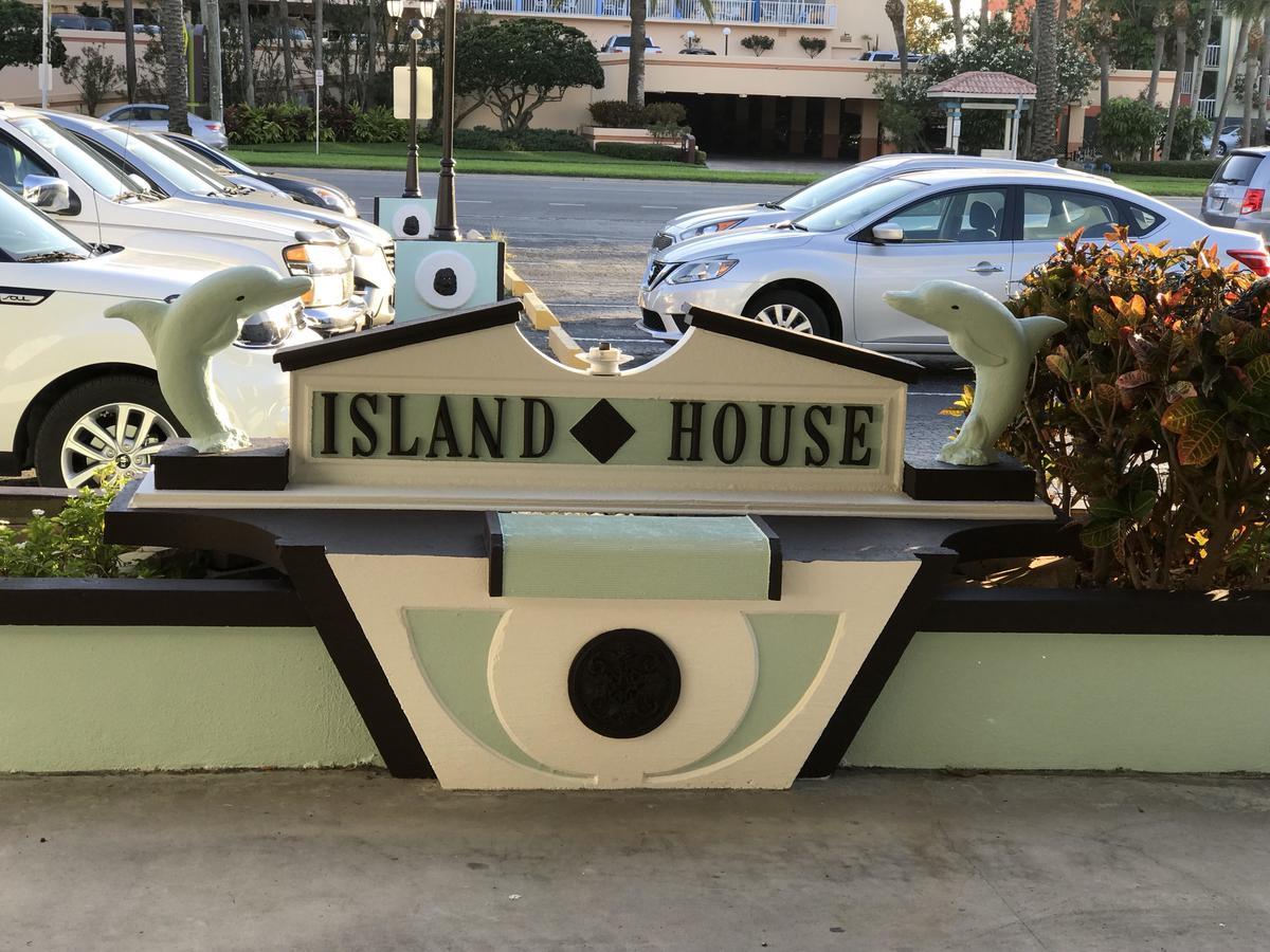 Island House Resort Hotel St. Pete Beach Bagian luar foto