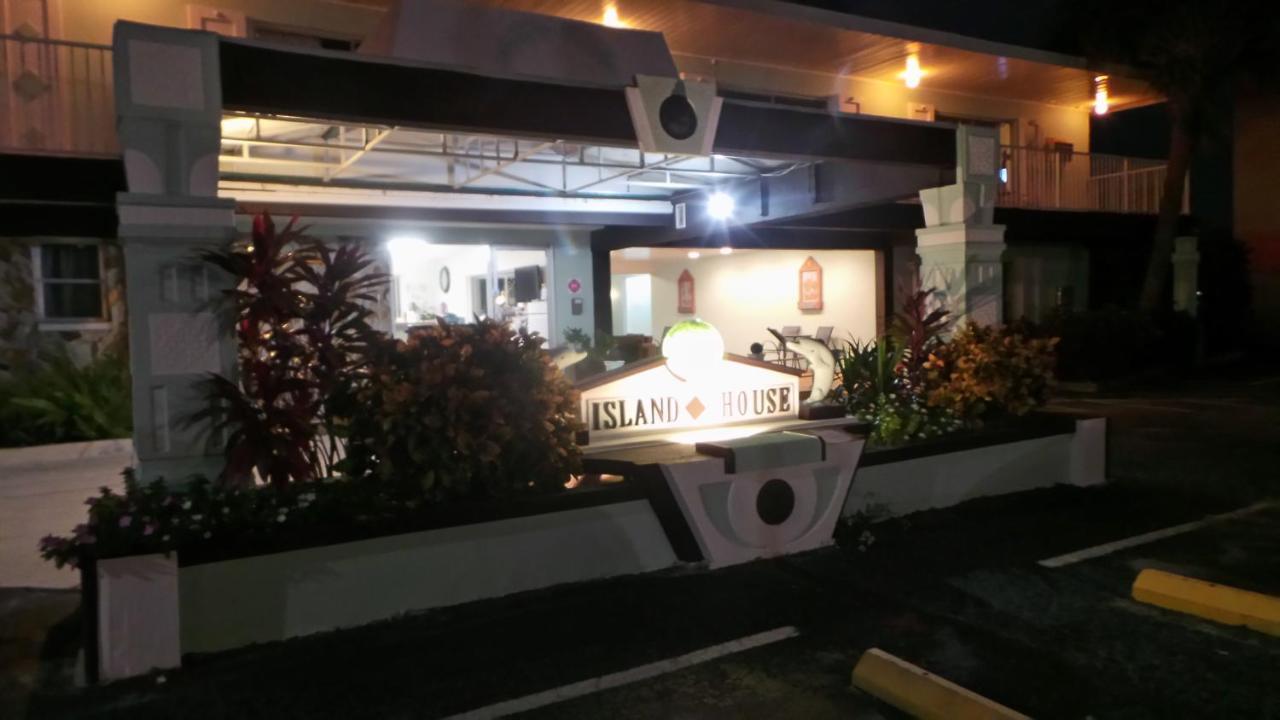 Island House Resort Hotel St. Pete Beach Bagian luar foto