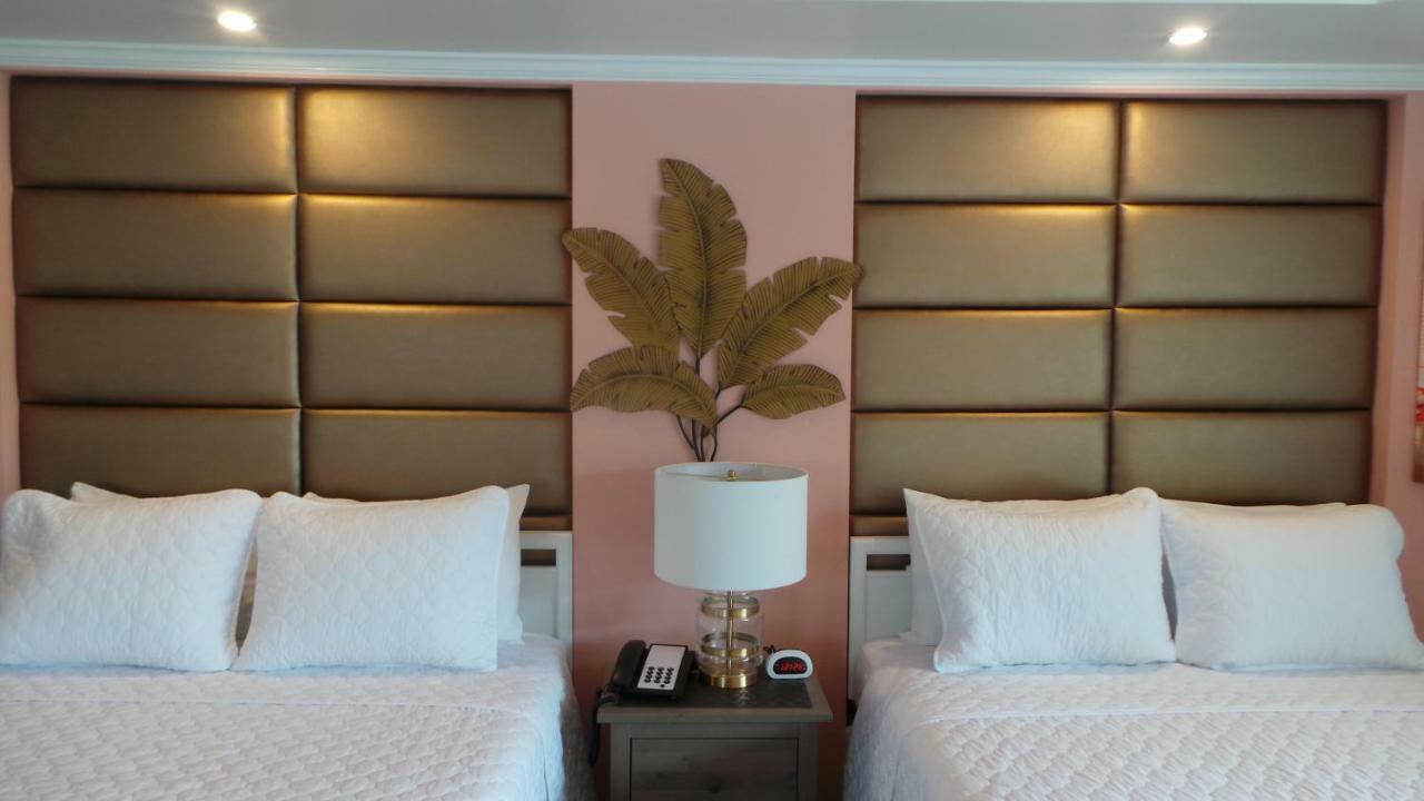 Island House Resort Hotel St. Pete Beach Bagian luar foto